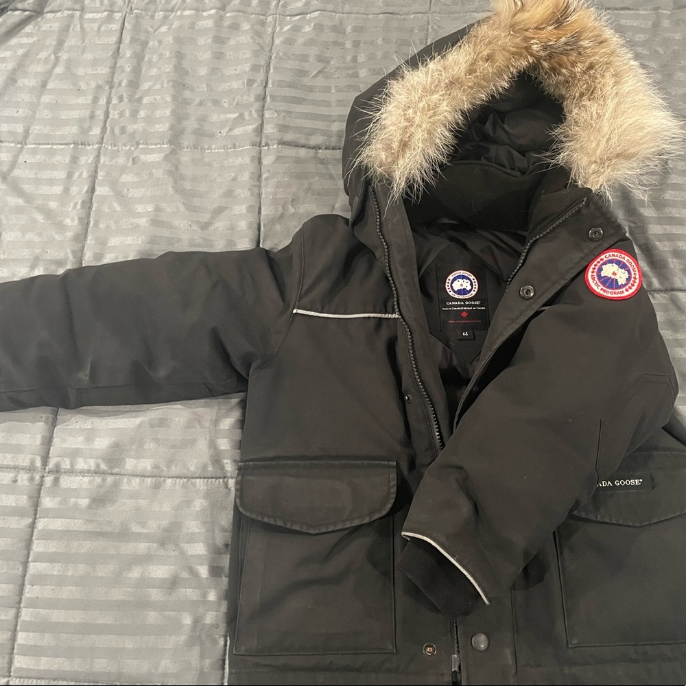 Canada goose kids size 4-5